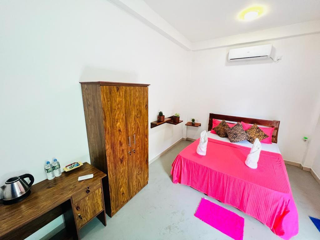 Lily Resort Udawalawe Exterior photo